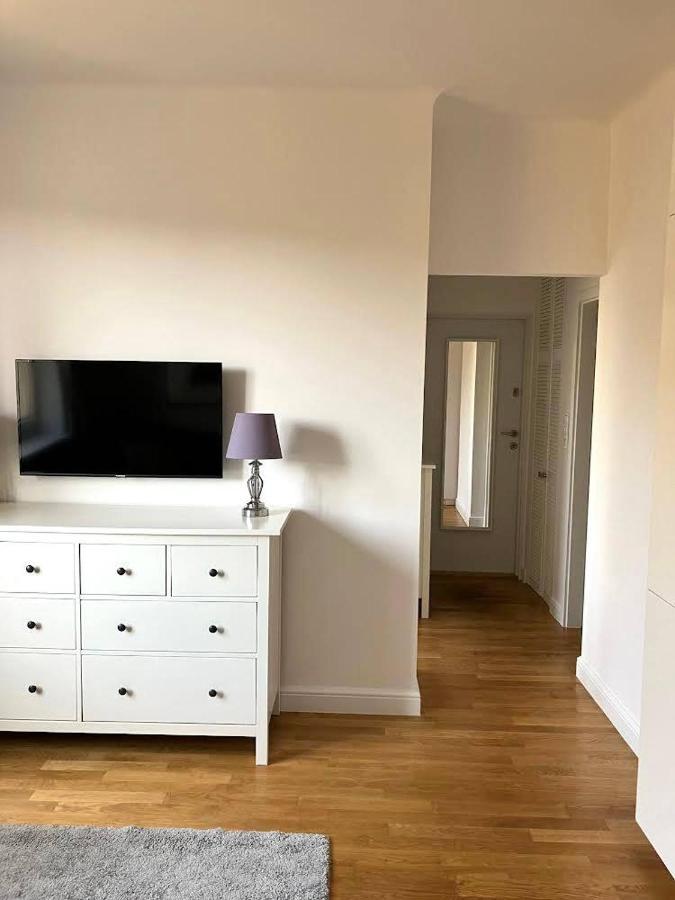 Cute Apartment In The City Center , 2-Beds , Wi-Fi - By Hik Apartments Warschau Buitenkant foto