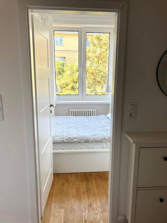 Cute Apartment In The City Center , 2-Beds , Wi-Fi - By Hik Apartments Warschau Buitenkant foto